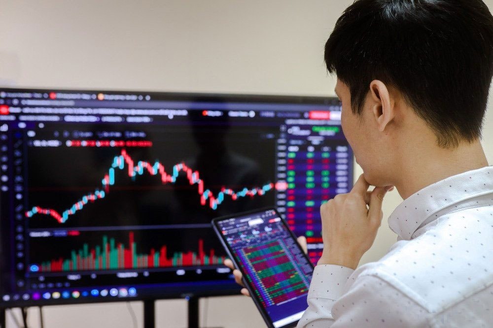 Triển khai nghiệp vụ bán khống và thực hiện giao dịch T0 dự kiến vào 2026 Triển khai nghiệp vụ bán khống và thực hiện giao dịch T0 dự kiến vào 2026