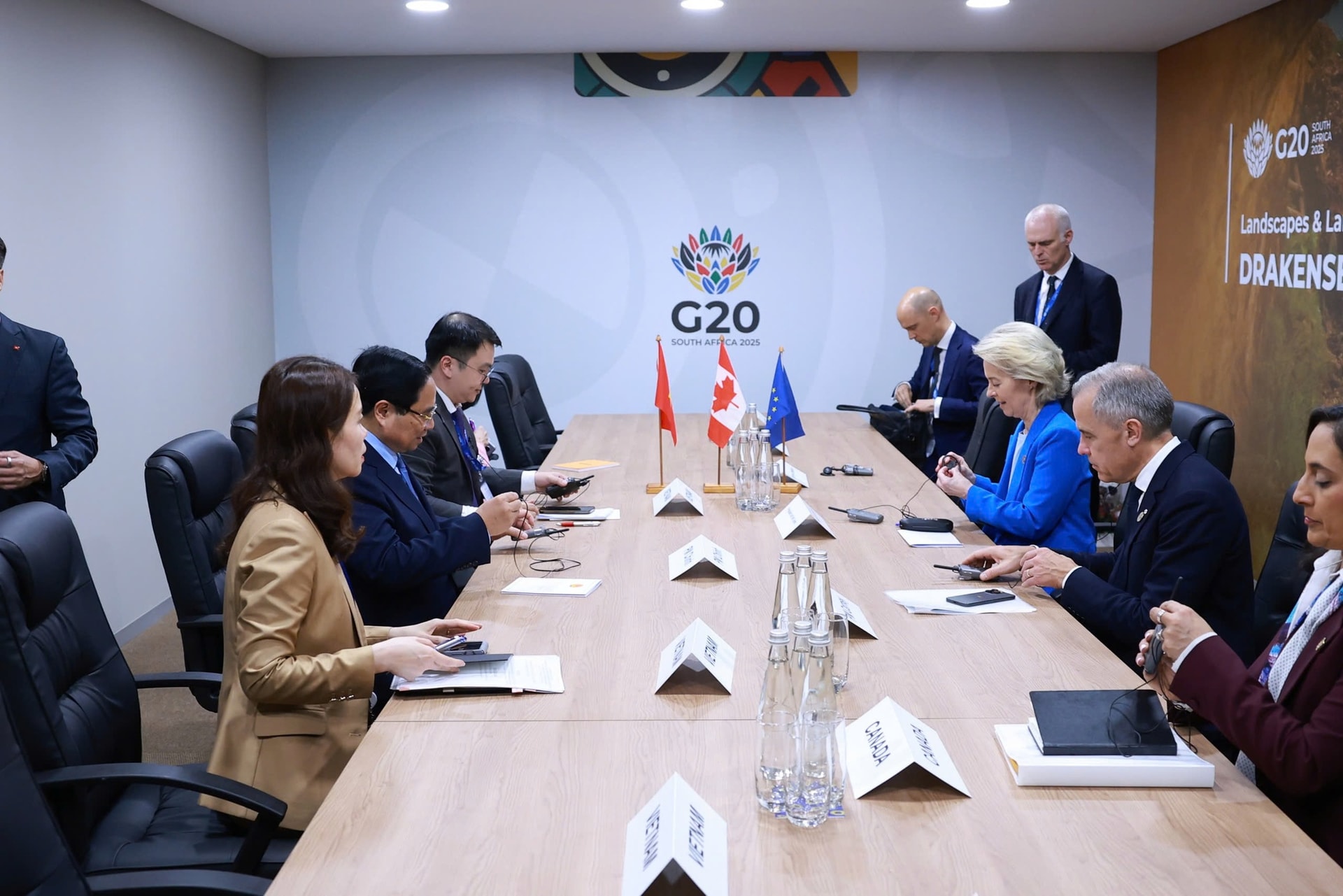 Thủ tướng Canada và Chủ tịch Ủy ban EU hoan nghênh Việt Nam làm Chủ tịch CPTPP 2026- Ảnh 2. Thủ tướng Canada và Chủ tịch Ủy ban EU hoan nghênh Việt Nam làm Chủ tịch CPTPP 2026- Ảnh 2.