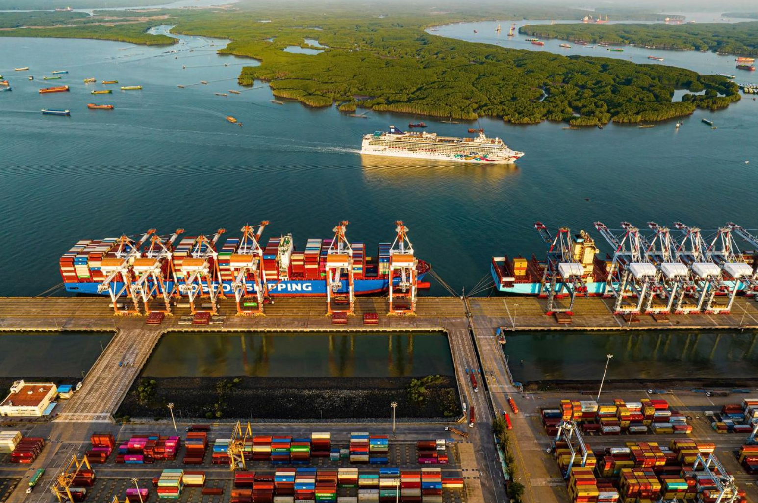 Ảnh màn hình 2025-11-24 lúc 21.11.02