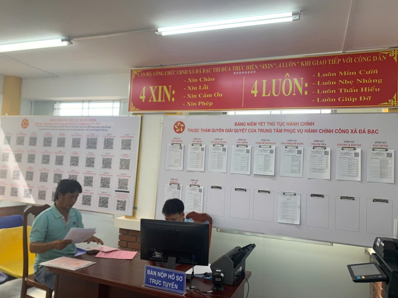 Trung tâm Phục vụ hành chính công xã Đá Bạc