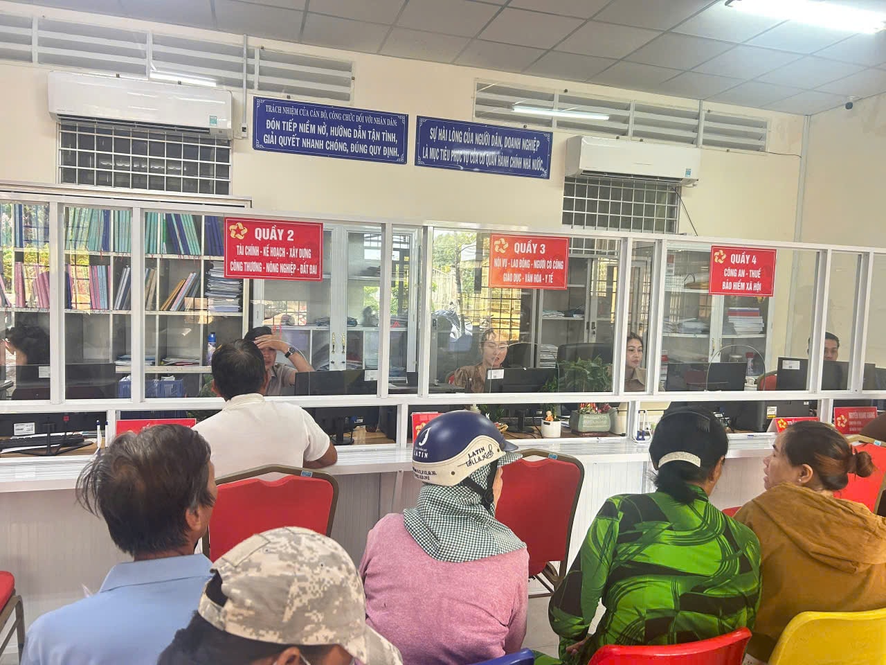 Trung tâm Phục vụ hành chính công xã Khánh An