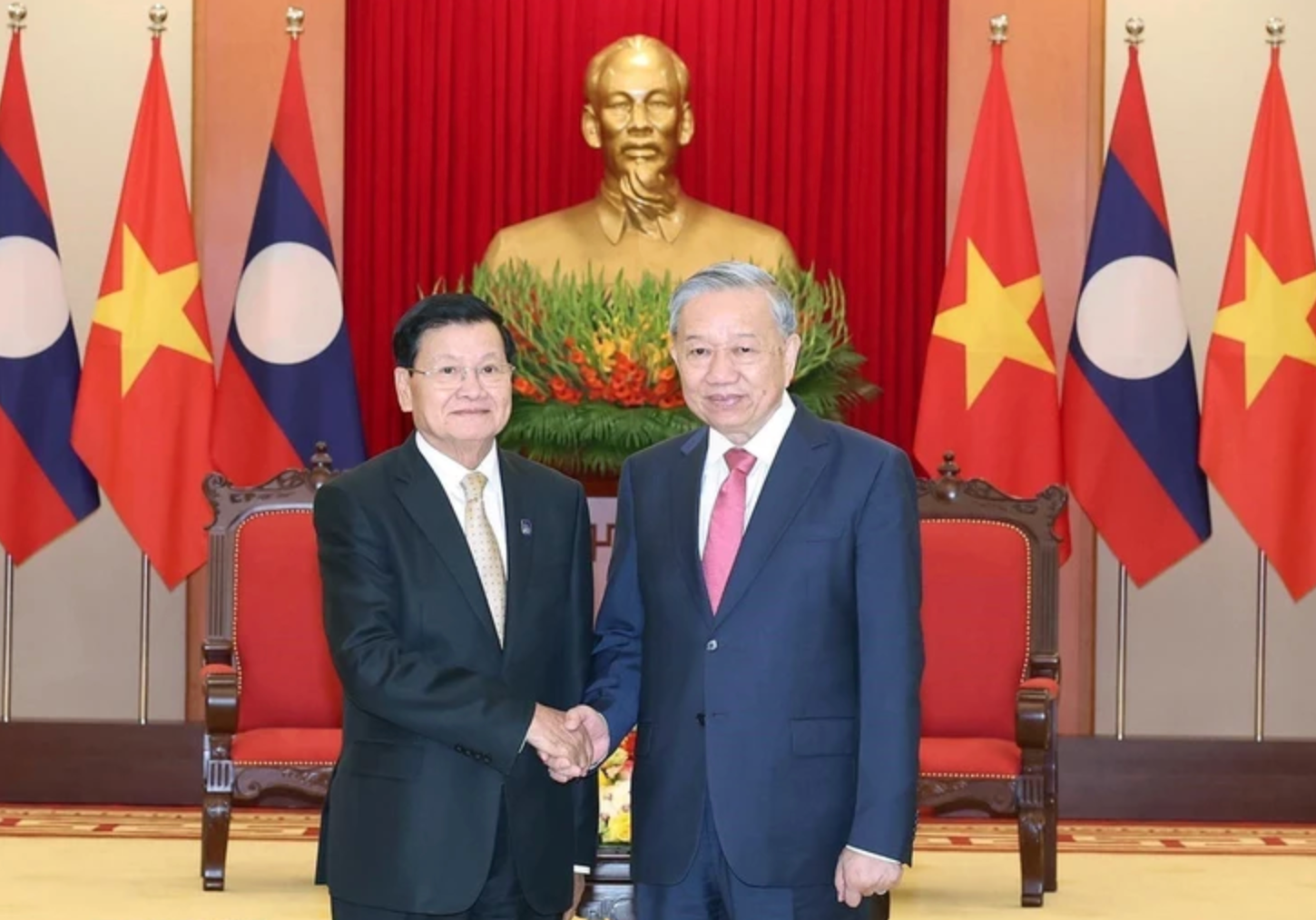 Ảnh màn hình 2025-11-26 lúc 21.22.49