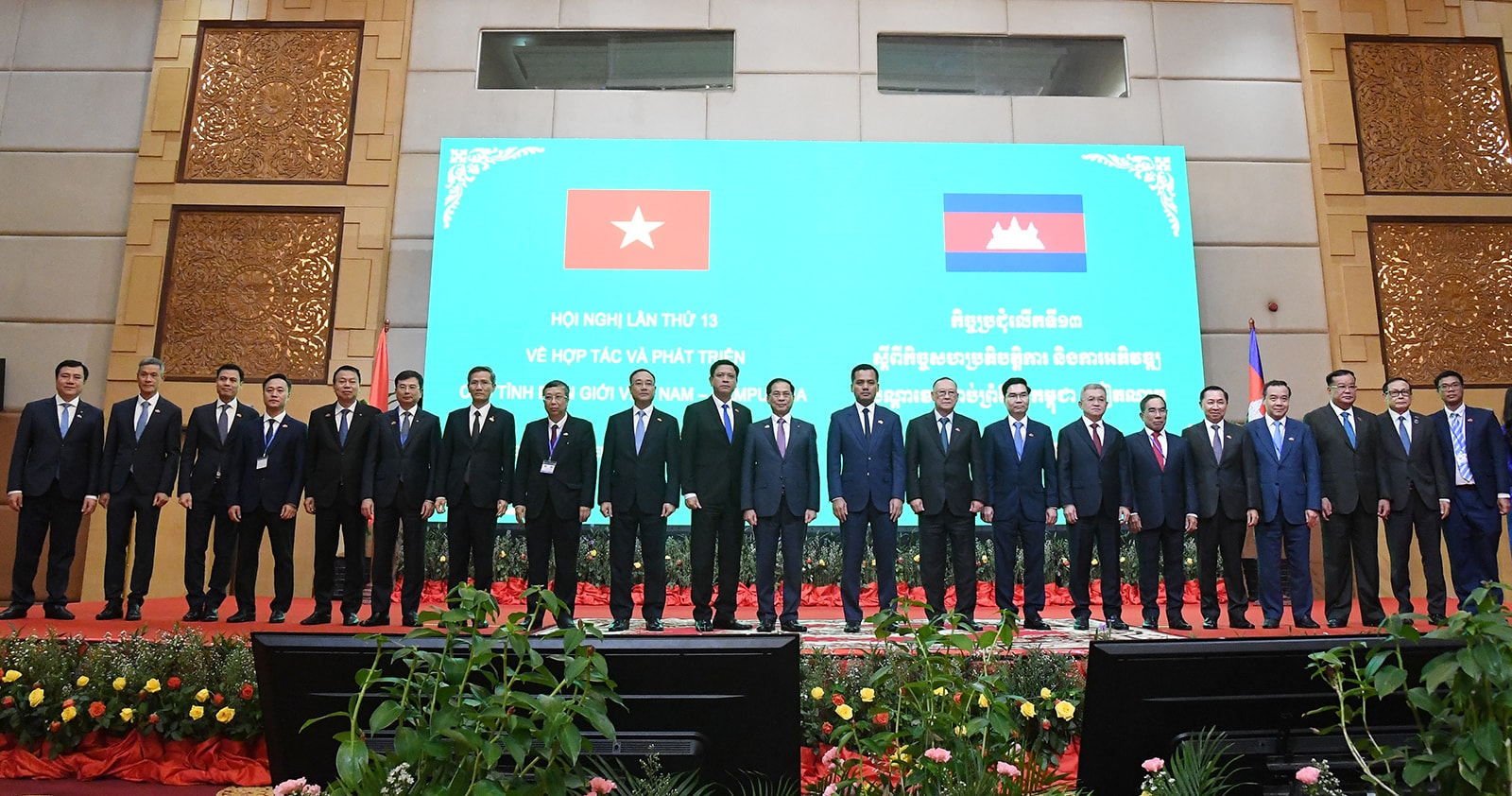 Hợp tác các địa phương biên giới Việt Nam, Campuchia đạt nhiều kết quả thiết thực- Ảnh 4.