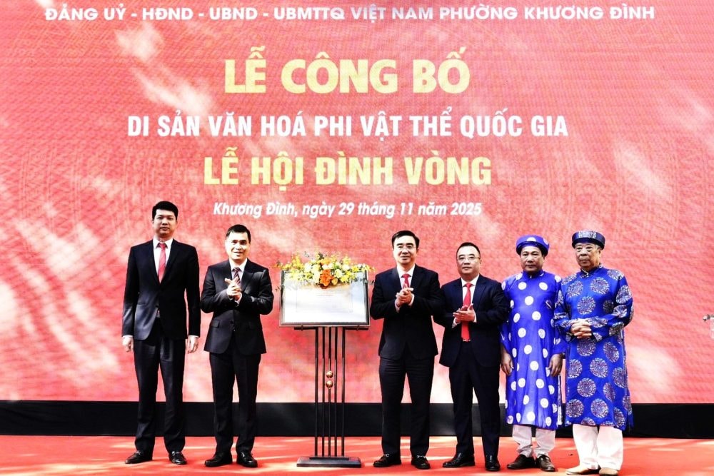 Phường Khương Đình đón nhận Di sản văn hóa phi vật thể quốc gia Lễ hội truyền thống Đình Vòng
