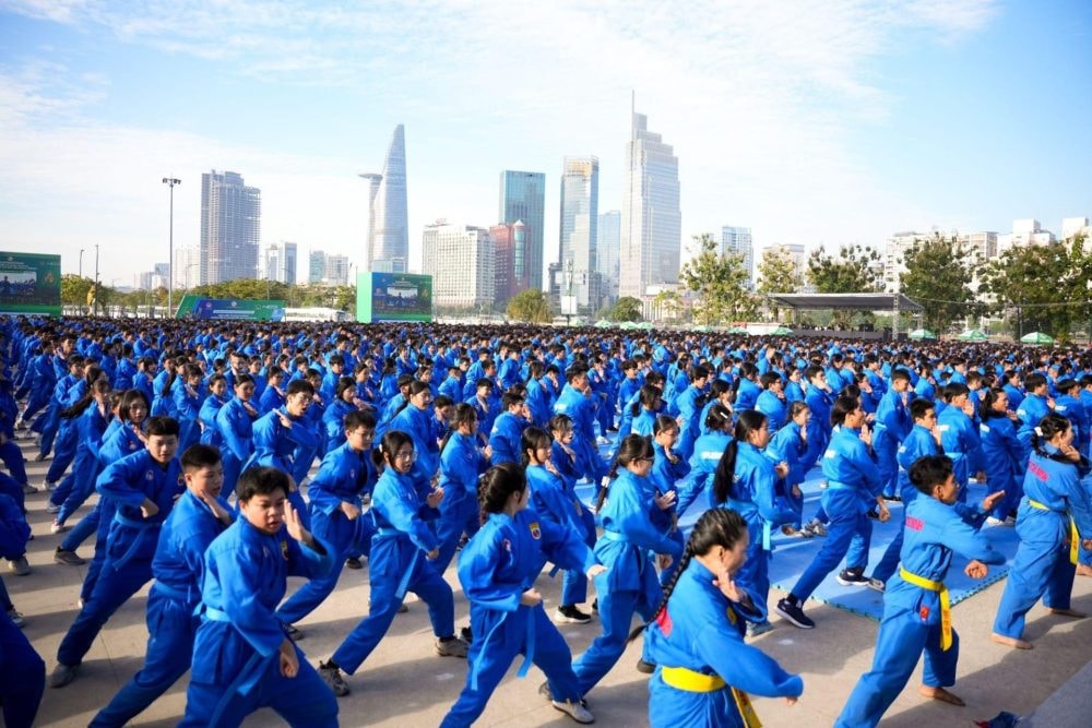 60.000 học sinh TP.HCM xác lập kỷ lục kép với màn đồng diễn Vovinam ấn tượng