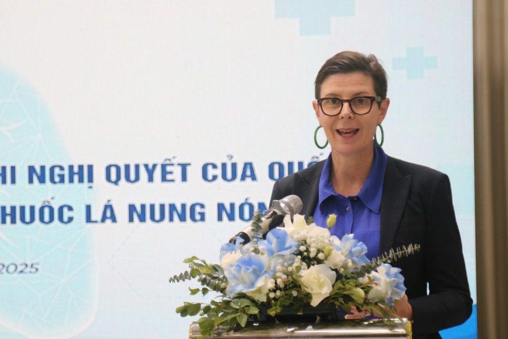 Tăng cường thực thi lệnh cấm thuốc lá thế hệ mới để bảo vệ sức khỏe cộng đồng Tăng cường thực thi lệnh cấm thuốc lá thế hệ mới để bảo vệ sức khỏe cộng đồng