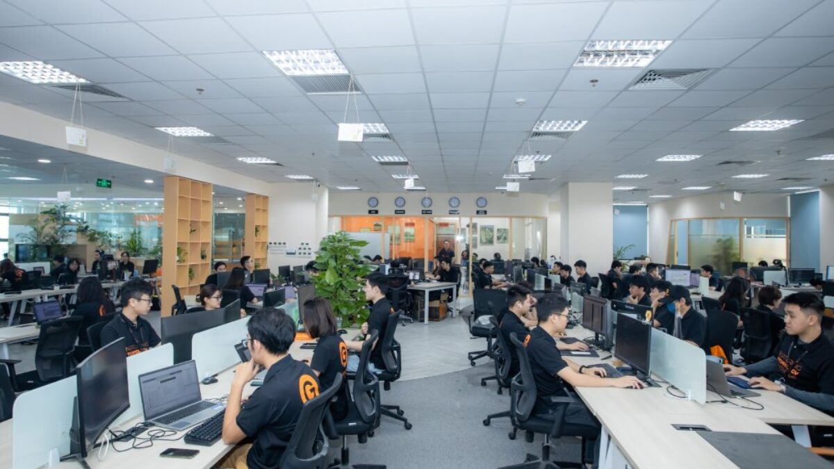 vietnam-software-outsourcing-1200x675.jpg