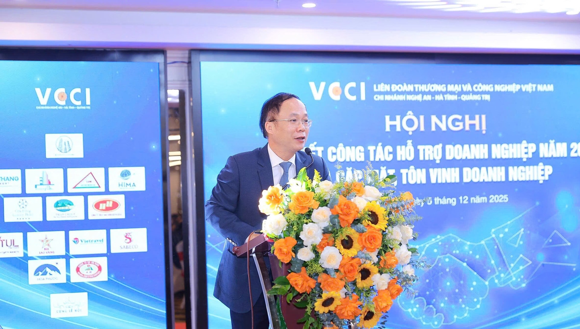 Phó Chủ tịch VCCI Bùi Trung Nghĩa phát biểu khai mạc Hội nghị.