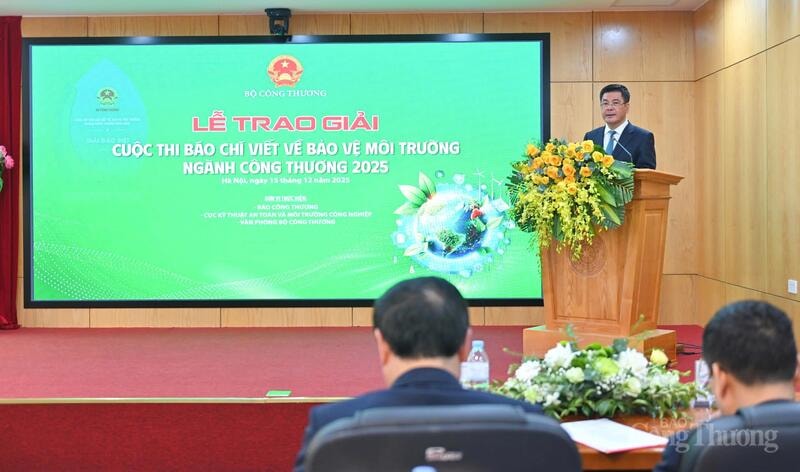 Bộ trưởng Bộ Công Thương Nguyễn Hồng Diên. Ảnh: Cấn Dũng