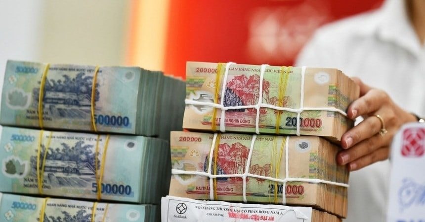 Lãi suất liên ngân hàng tiếp tục giảm mạnh