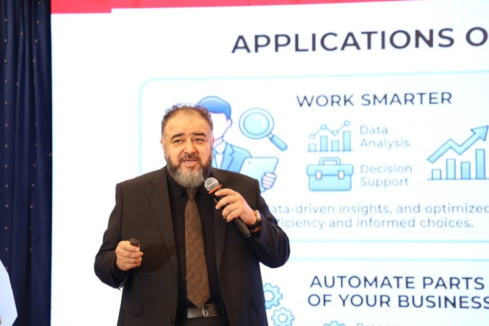 Thúc đẩy ứng dụng AI, hướng tới mô hình sản xuất thông minh và bền vững