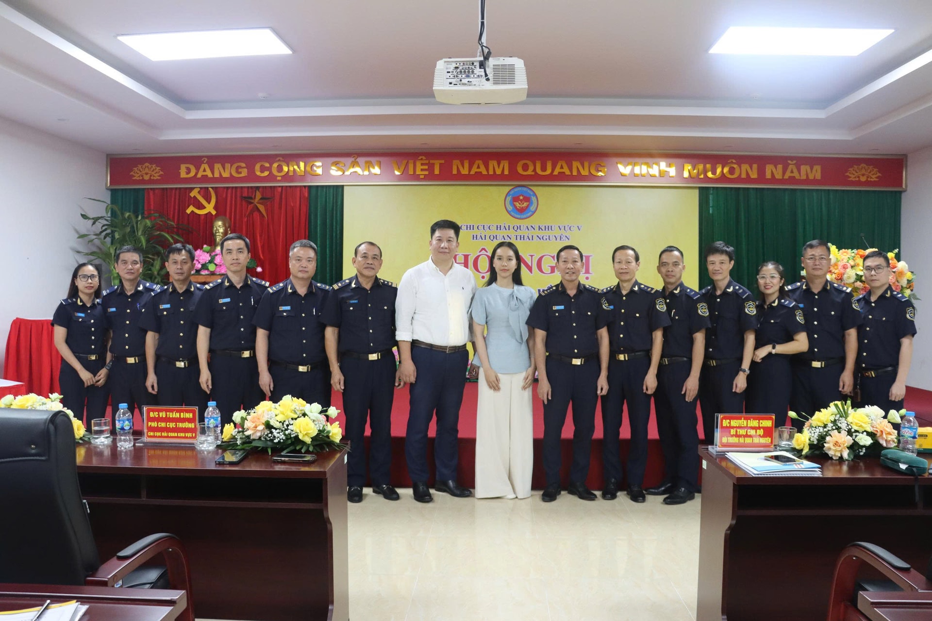 Thu xuất nhập khẩu Thái Nguyên khởi sắc