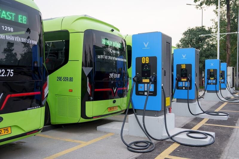 002-1-17648577685881837556186 (1)