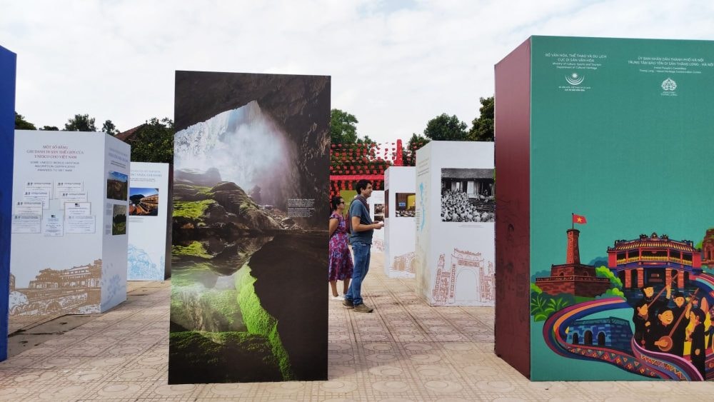 Khai mạc trưng bày “Di sản văn hóa Việt Nam – Sức sống từ truyền thống đến hiện đại”