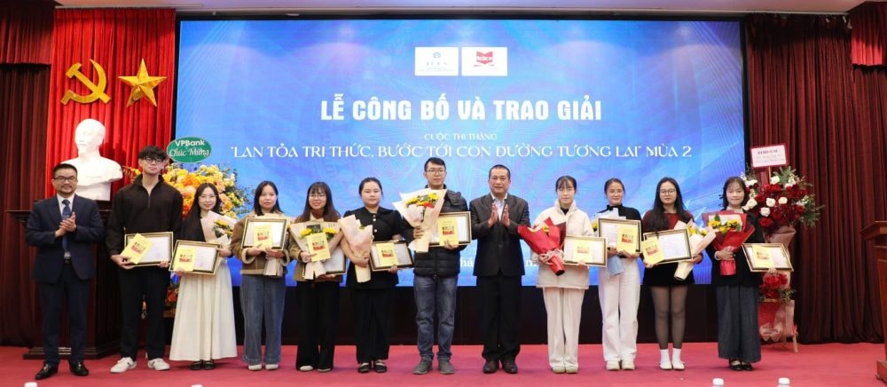 Sơ kết Đề án “Hợp tác xã điện tử”: Thúc đẩy mô hình kinh tế số gắn với văn hóa đọc