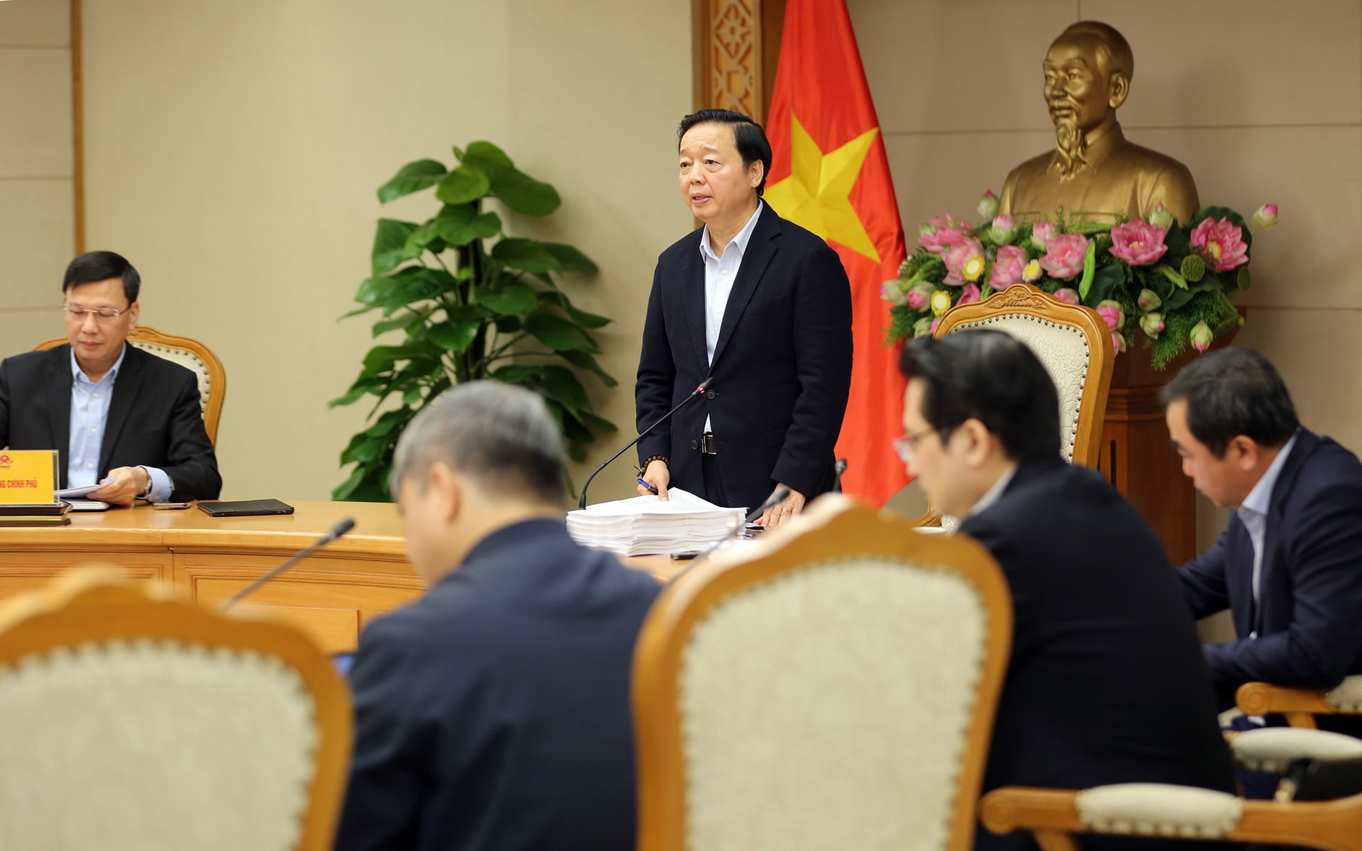 Hoàn thiện 12 nghị định về nông nghiệp và môi trường: Tập trung phân cấp, phân quyền, xử lý điểm nghẽn- Ảnh 1. Hoàn thiện 12 nghị định về nông nghiệp và môi trường: Tập trung phân cấp, phân quyền, xử lý điểm nghẽn- Ảnh 1.