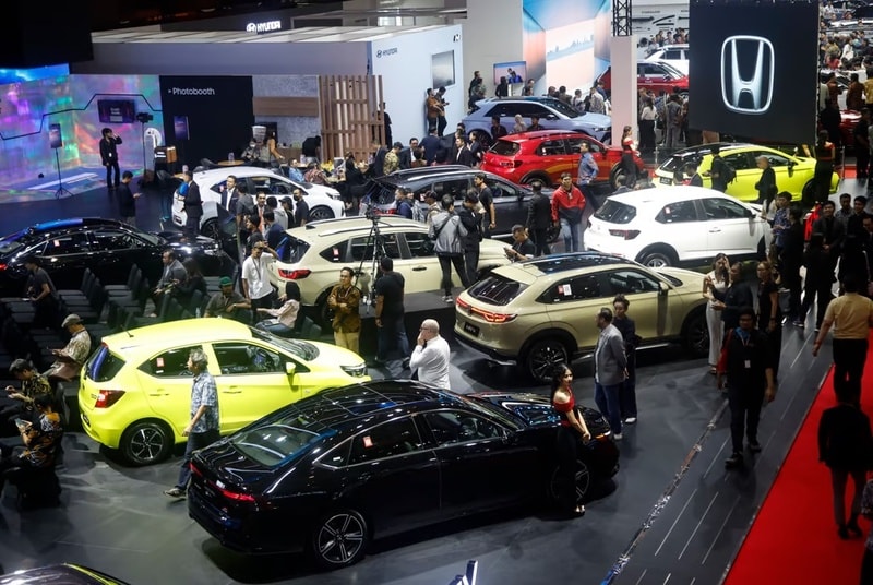 xe-dien-indonesia-vneconomyautomotive (1)