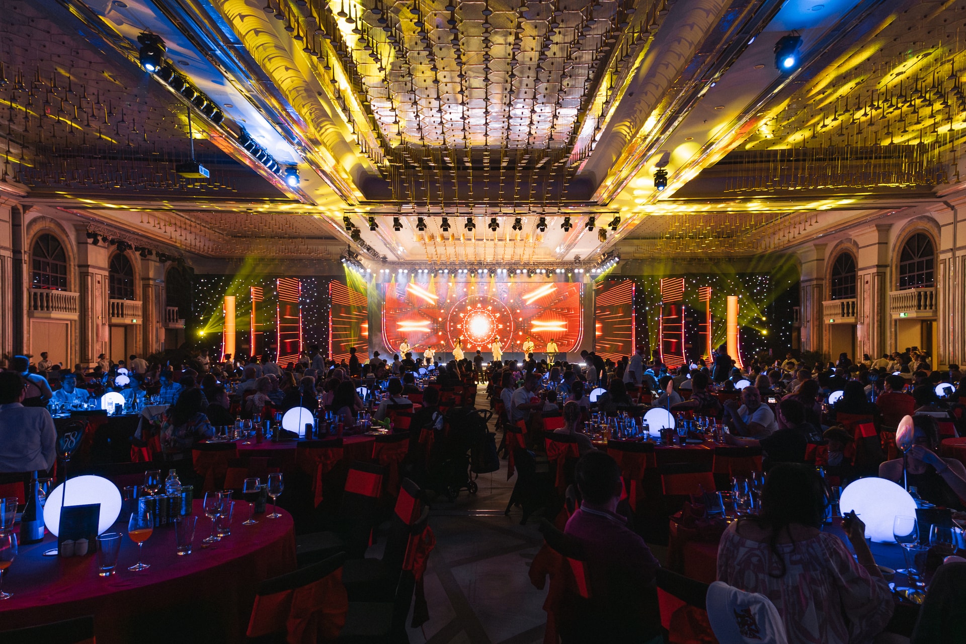 ẢNH 13_Tiệc Nha Trang