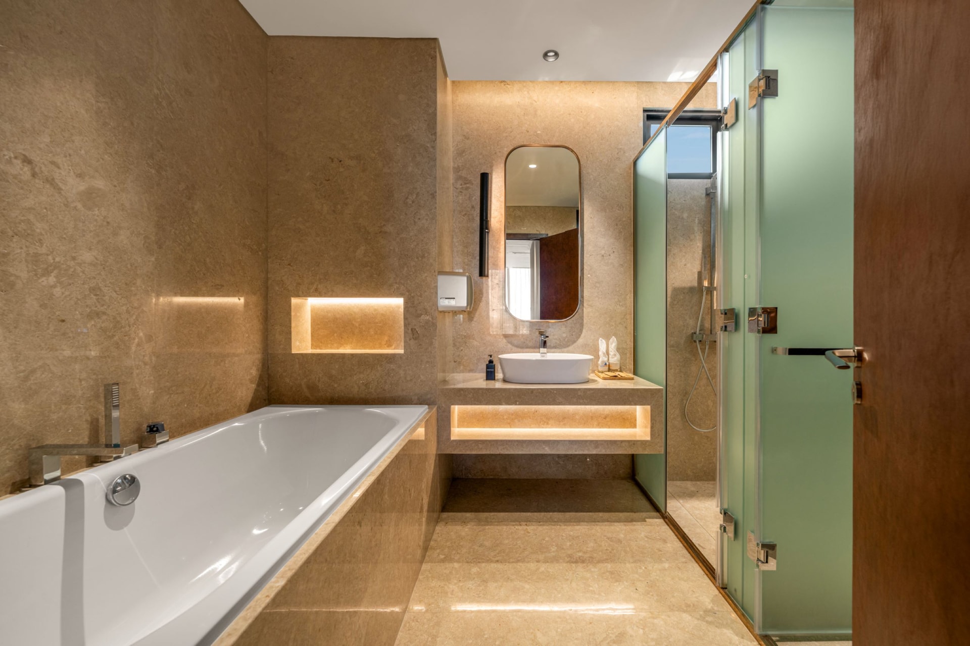 Ảnh 3_Regal Complex N