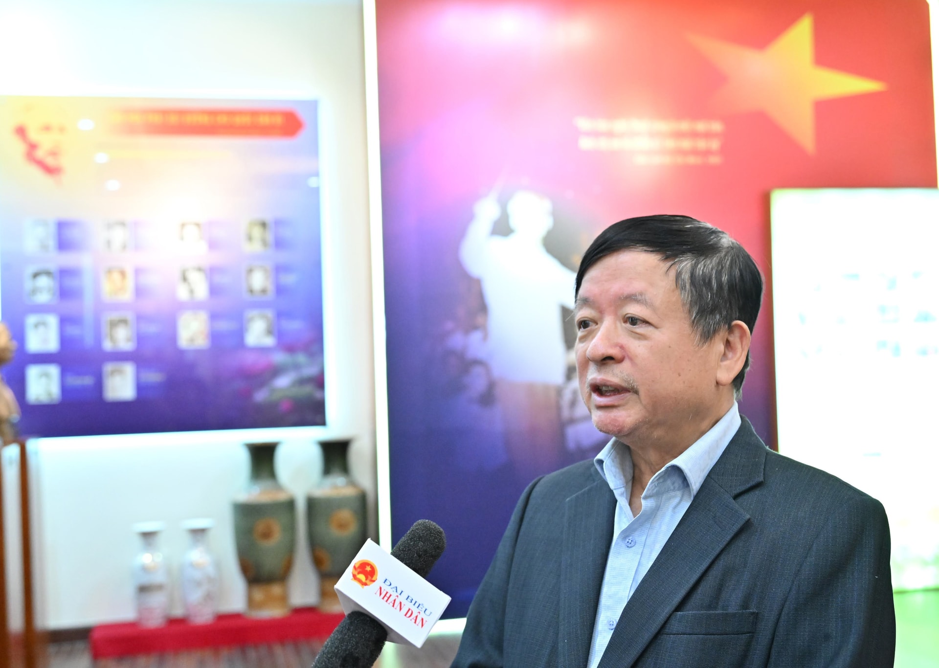 Nhạc sỹ Đỗ Hồng QuânVQK_1187