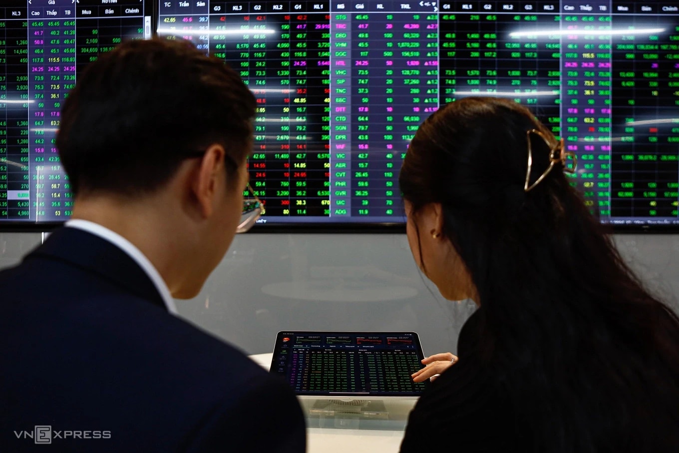 GDP bình quân đầu người vượt 5.000 USD: Bước ngoặt đầu tư, tích lũy