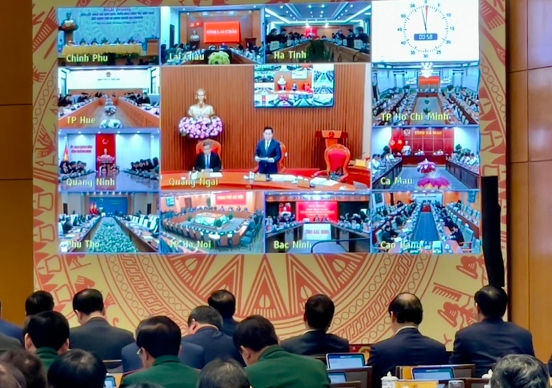 CP với địa phương