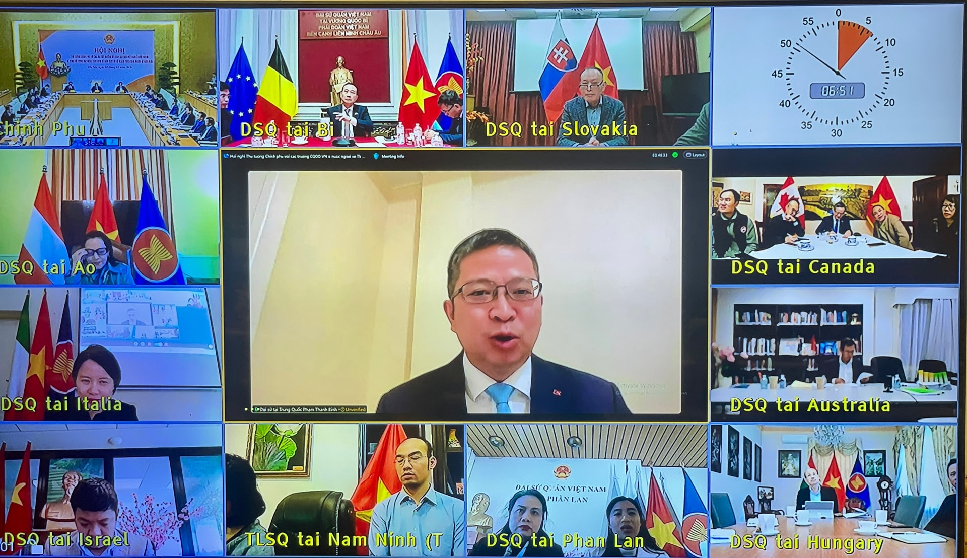 Thủ tướng: Sớm hoàn thiện chương trình hỗ trợ doanh nghiệp Việt Nam ra thế giới- Ảnh 8. Thủ tướng: Sớm hoàn thiện chương trình hỗ trợ doanh nghiệp Việt Nam ra thế giới- Ảnh 8.