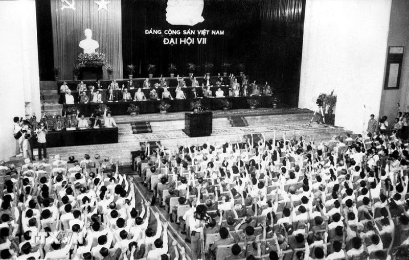 dau-an-cac-ky-dai-hoi-toan-quoc-cua-dang-cong-san-viet-nam-dai-hoi-vii-2.jpg