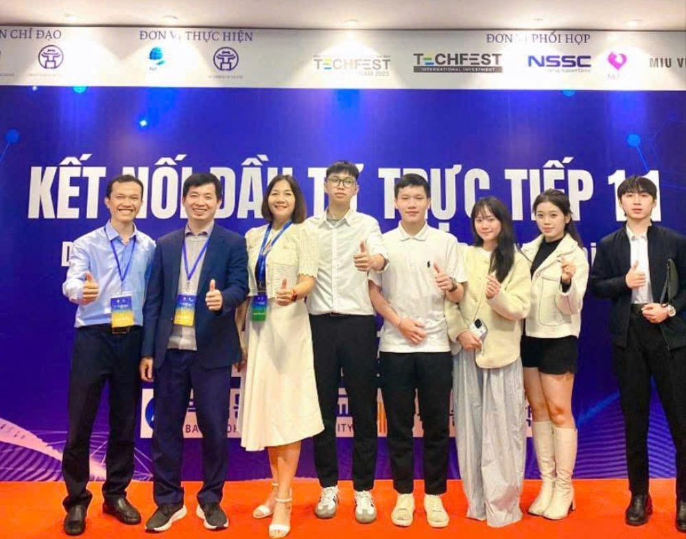 Dấu ấn Trường Đại học Nguyễn Trãi trong hệ sinh thái khởi nghiệp tại TECHFEST Vietnam 2025 Dấu ấn Trường Đại học Nguyễn Trãi trong hệ sinh thái khởi nghiệp tại TECHFEST Vietnam 2025