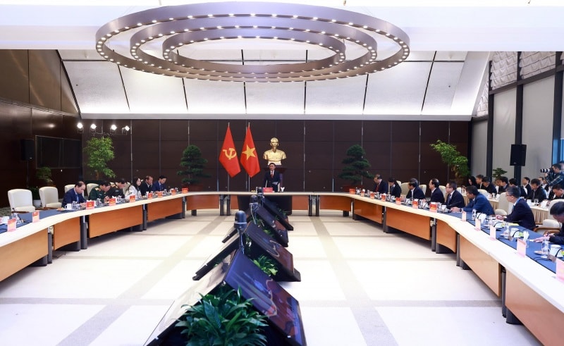 Tại cuộc họp sau tổng duyệt, đại diện các ban, bộ, ngành báo cáo kết quả thực hiện từng phần việc, đồng thời kiến nghị một số nội dung cần tiếp tục hoàn thiện để công tác tổ chức phục vụ Đại hội đạt chất lượng cao nhất. Ảnh: CAND