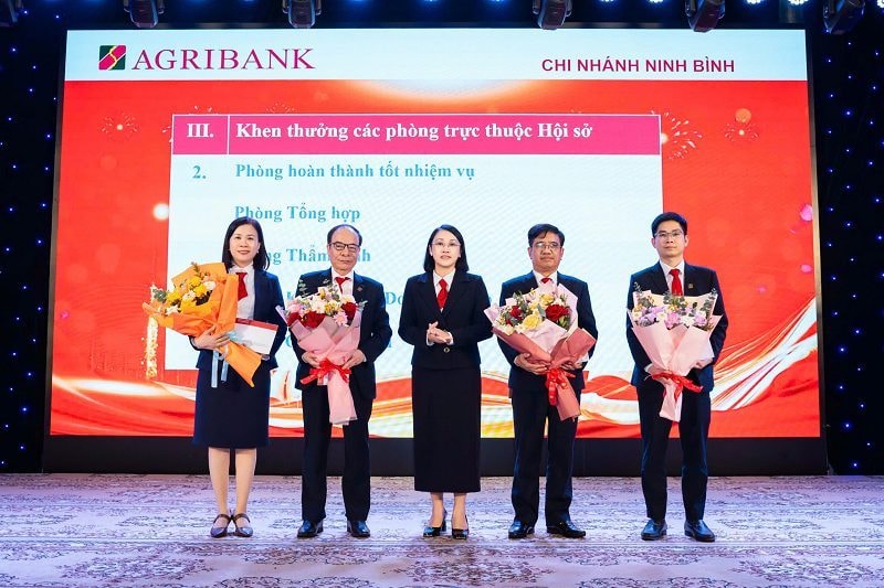 Agribank Chi nhánh Ninh Bình tổ chức Hội nghị người lao động, triển khai nhiệm vụ kinh doanh năm 2026