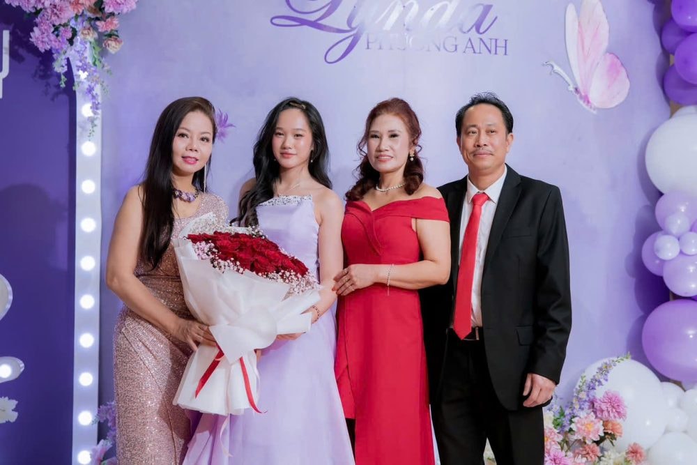 Phương Anh Lynda: Tuổi 18 và khát vọng của thế hệ thứ hai người Việt tại Cộng hòa Séc