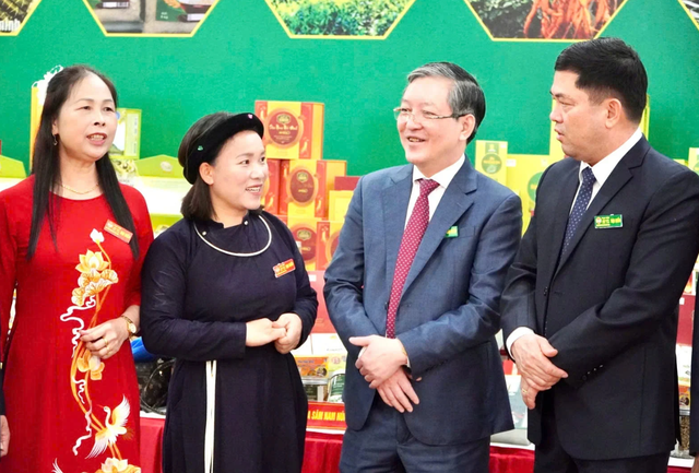 Chủ tịch Hội Nông dân Việt Nam Lương Quốc Đoàn: Phát huy vai trò, sức sáng tạo của nông dân trong kỷ nguyên mới - Ảnh 3.