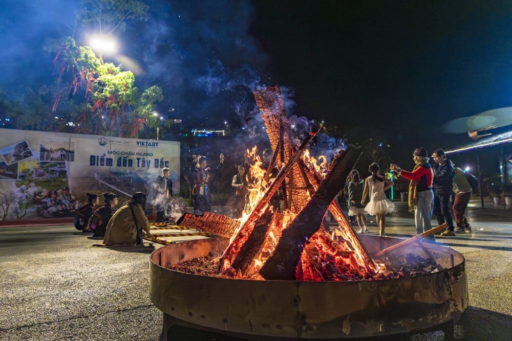 Văn hóa bản địa tạo nên sức hút bền vững cho Khu du lịch Mộc Châu Island