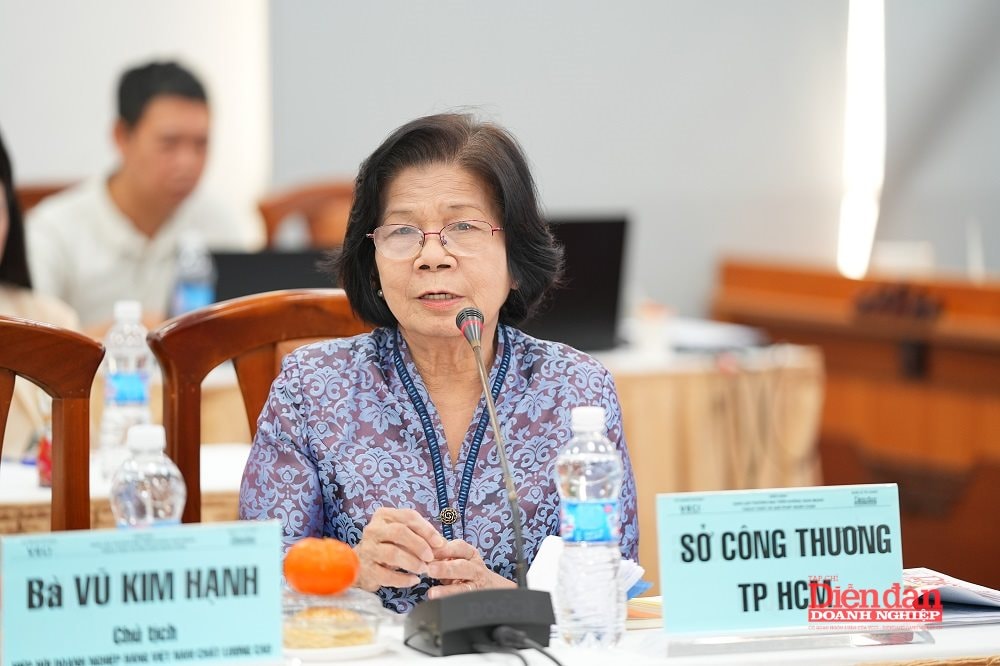 17.3 Bà Vũ Kim Hạnh - Chủ tịch Hiệp hội Doanh nghiệp Hàng Việt Nam Chất lượng cao