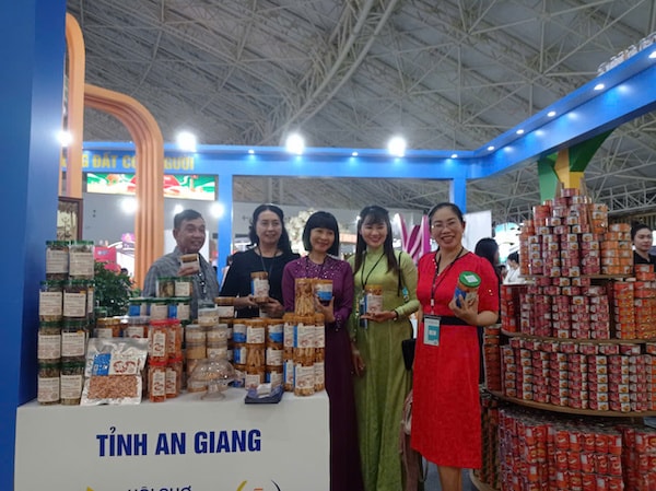 Trong năm 2026, An Giang sẽ tăng cường liên kết với các tỉnh, thành phố lớn để hình thành các tour, tuyến du lịch đặc trưng của vùng kinh tế trọng điểm ĐBSCL.