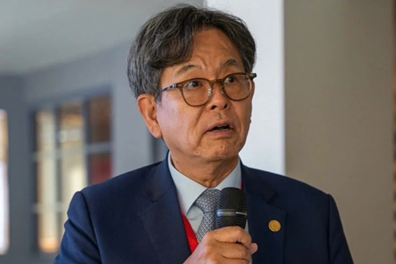 Ông Kim