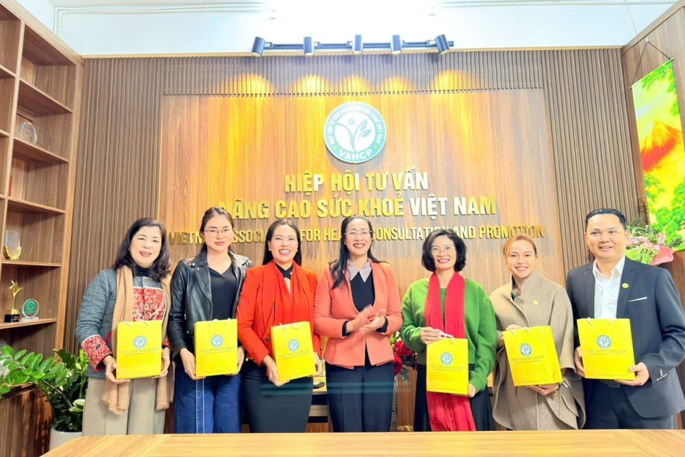 Liên đoàn Yoga Việt Nam ký kết hợp tác nâng cao chất lượng đào tạo và tư vấn sức khỏe