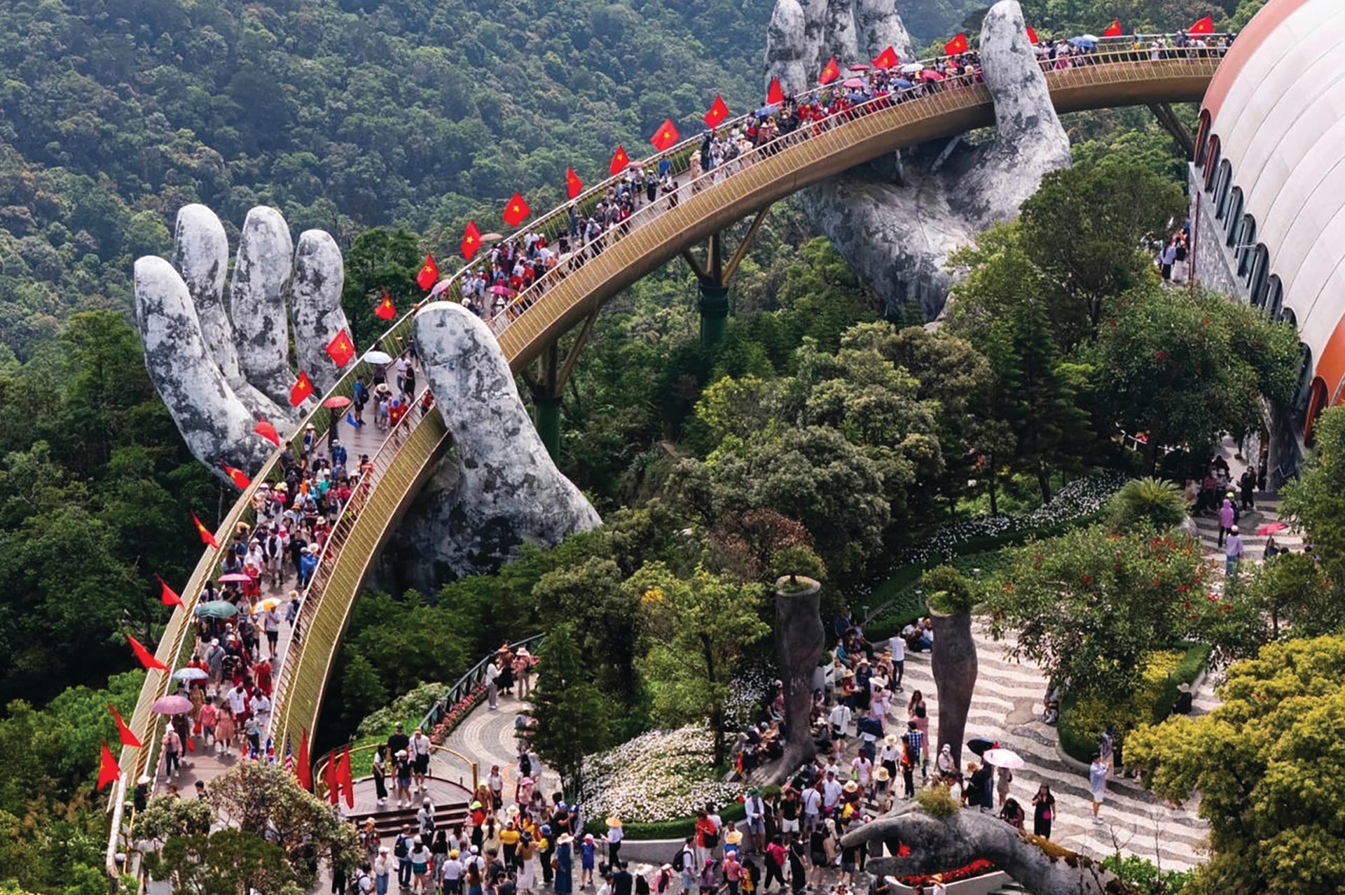 Nhờ có những chương trình kích cầu du lịch hấp dẫn mà nhiều địa phương đang thu hút một lượng khách ổn định trong mùa thấp điểm du lịch