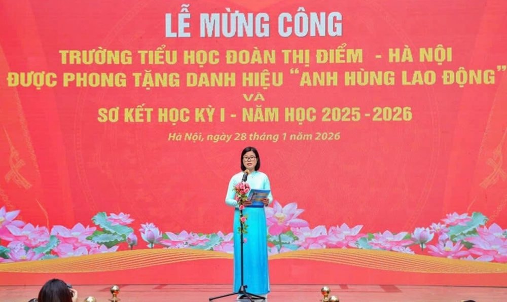 Trường Tiểu học Đoàn Thị Điểm Hà Nội đón nhận Danh hiệu Anh hùng Lao động