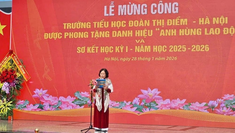 Trường Tiểu học Đoàn Thị Điểm Hà Nội đón nhận Danh hiệu Anh hùng Lao động