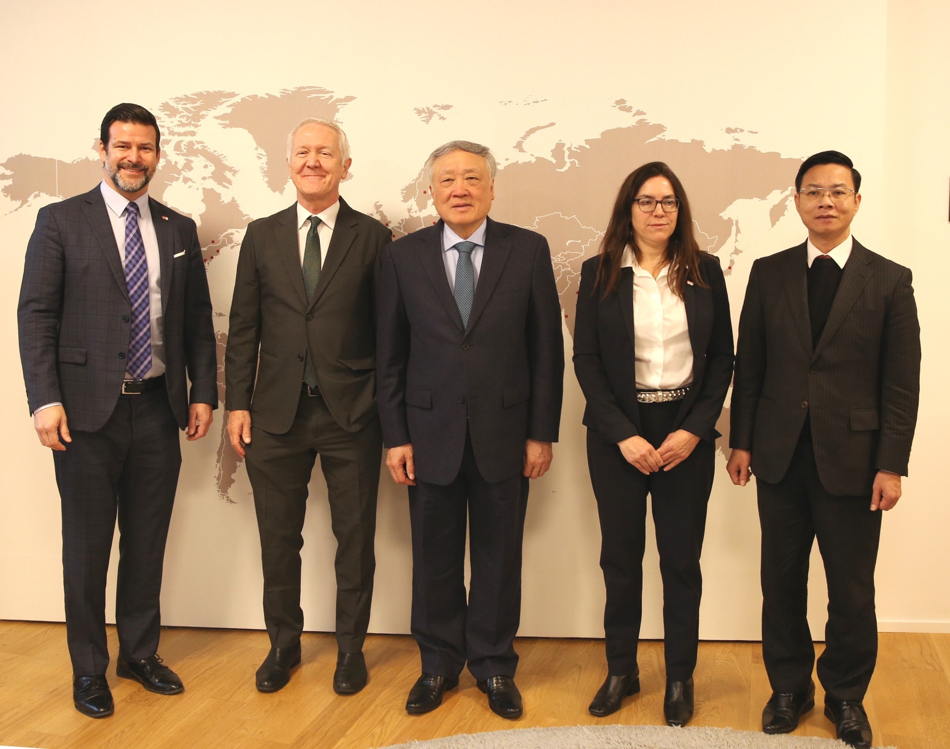 Các doanh nghiệp Thụy Sĩ mong muốn tìm hiểu cơ hội, thúc đẩy hợp tác đầu tư, kinh doanh tại Việt Nam- Ảnh 3.