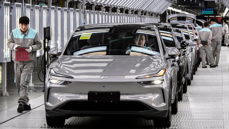 china-ev-mfg-nio-2194796297.jpg
