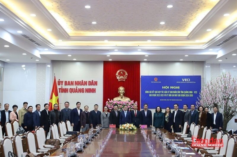 Cac Lanh Dao Tham Gia Hn[1]