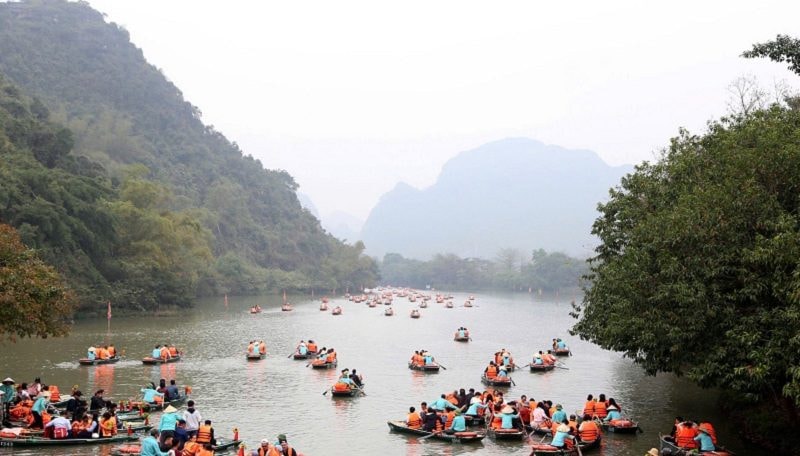 Ninh Binh Don Hon 136 Trieu Luot Khach Dau Xuan Binh Ngo 4f83