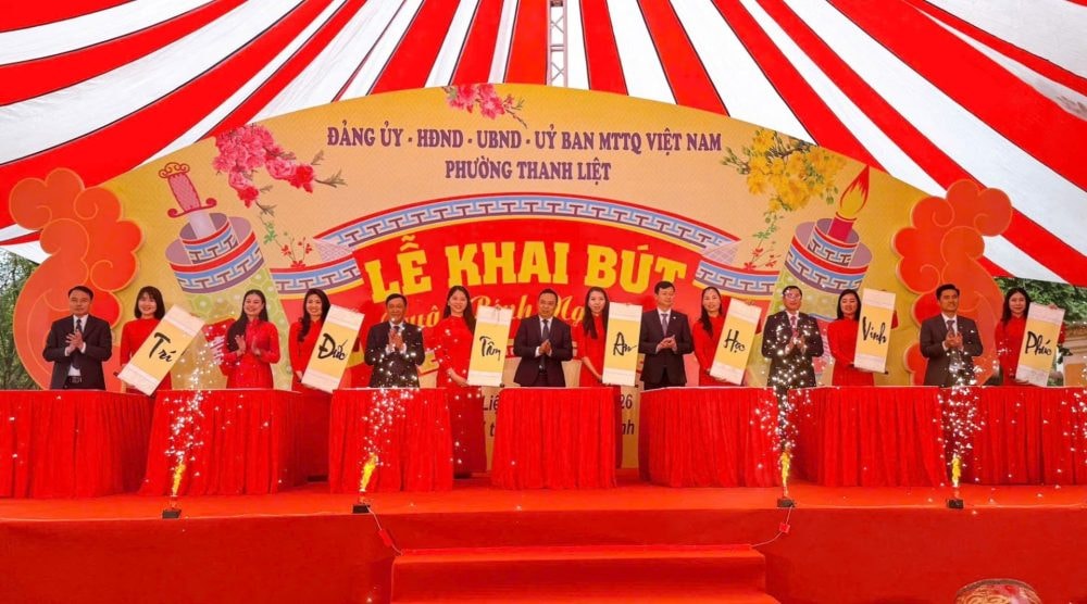 Anh Nghi Thức Khai Bút