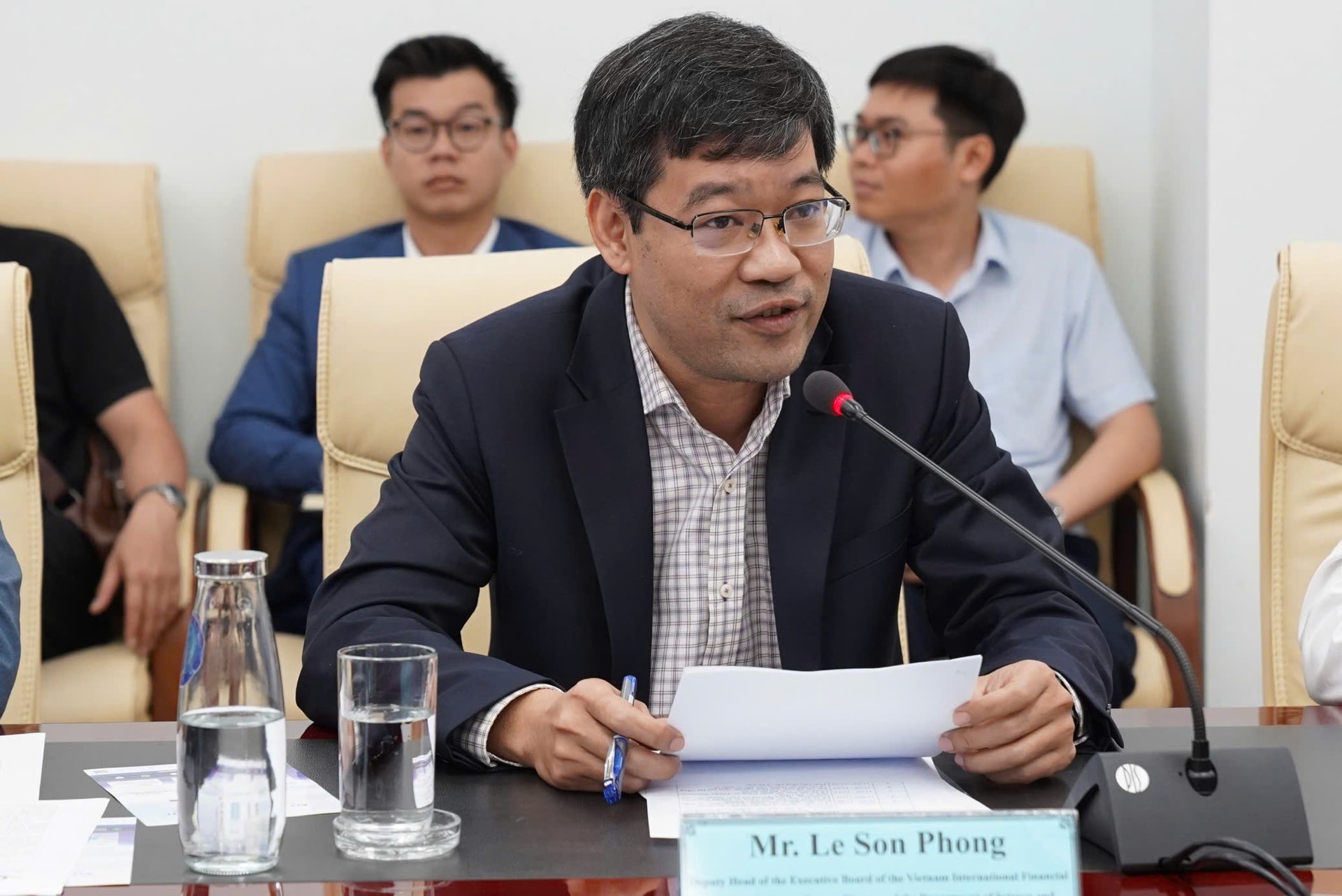 Ông Lê Sơn Phong, Phó Giám đốc Sở Khoa học và Công nghệ TP. Đà Nẵng phát biểu tại buổi làm việc