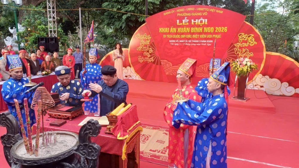 Đền Voi Phục Nghi Thức Khai ấn