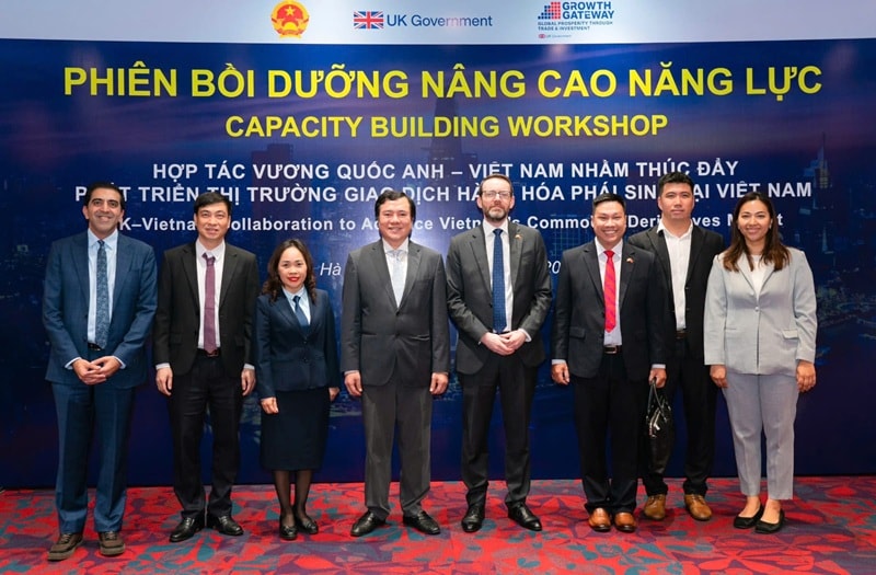 Vương quốc Anh hỗ trợ Việt Nam phát triển thị trường hàng hóa, phái sinh