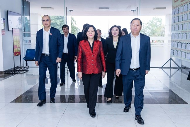 Chủ tịch Bùi Thị Minh Hoài: Xây dựng chính sách để Phú Thọ phát huy tốt hơn lợi thế trung tâm vùng